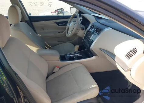 2015 Nissan Altima 2.5 S из США, поврежденный, VIN 1N4AL3AP8FC291434